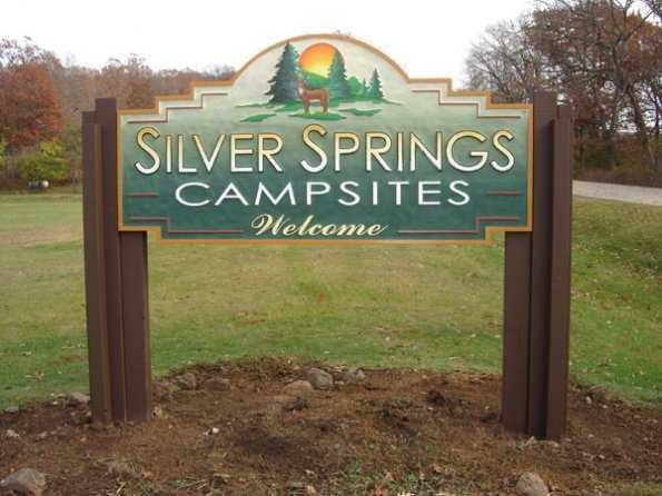 Silver Springs Campsites welcome sign